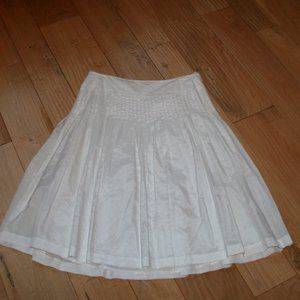White Cotton/Silk blend skirt - Size 2 (NWOT)